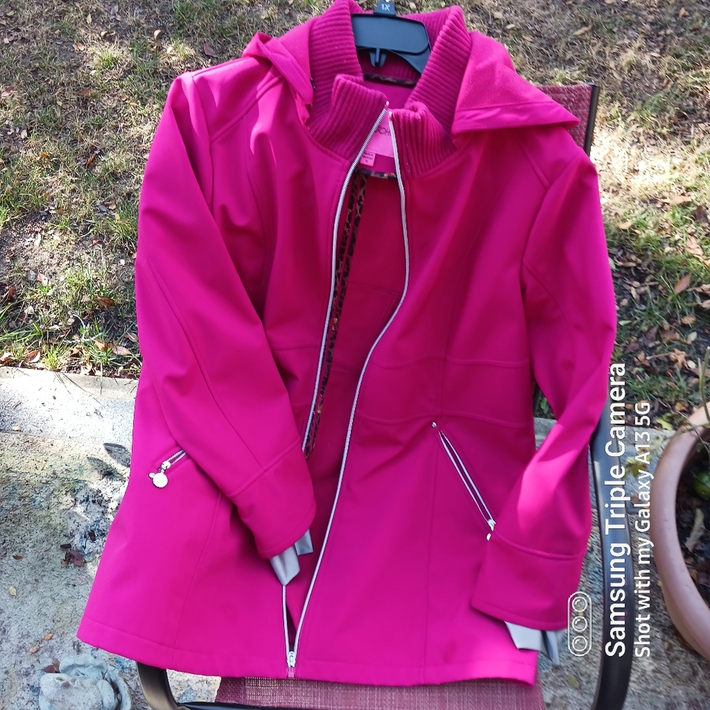 Betsy Johnson fall coat/ jacket.1x